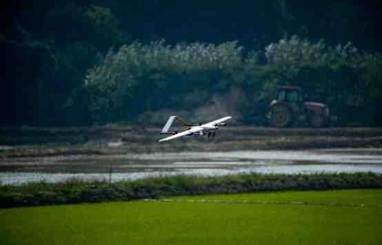 极飞科技年度大年夜会:描画将往农业新蓝图