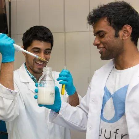 Muufri时期的两位创始人Ryan Pandya (左)和Perumal Gandhi(右)